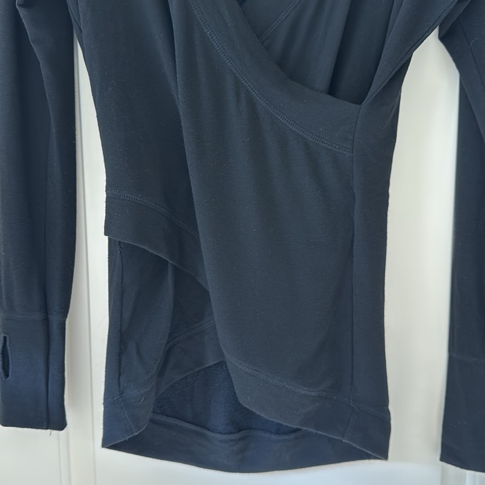 Ideology Yoga Black Fitted Wrap Blouse Long Sleeve with Thumbholes